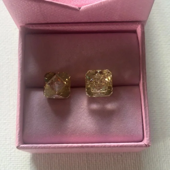 Swarovski Open Ring Pyrámid Cut Yellow Crystal Gold Tone Plated  Size - Picture 8 of 8